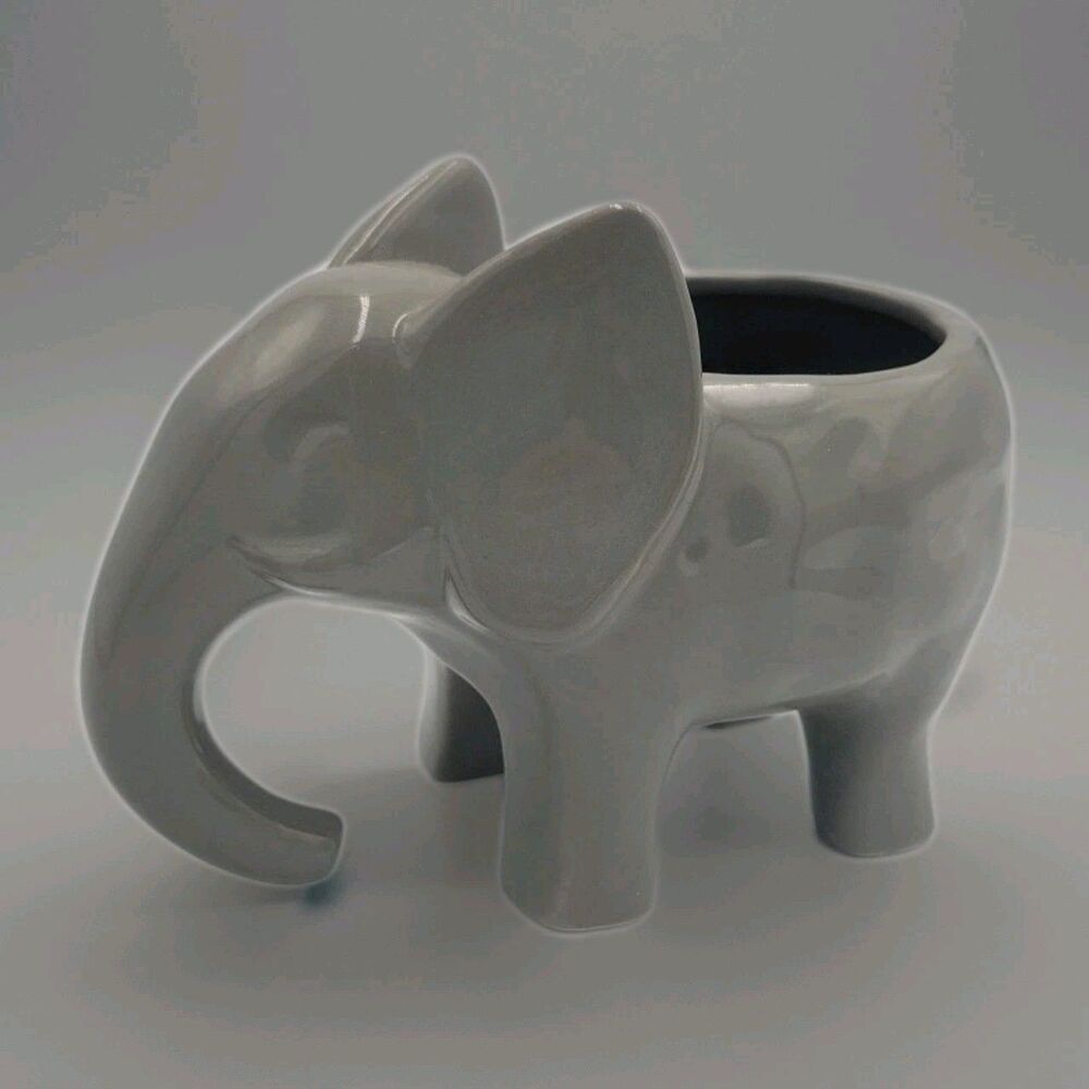 DiliComing Small Gray Elephant Ceramic Succulent Planter Cactus Pot 6"